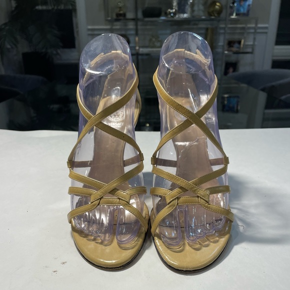 Versace Beige High Heel Sandals
Runway and RARE
Size 37 - Picture 2 of 5